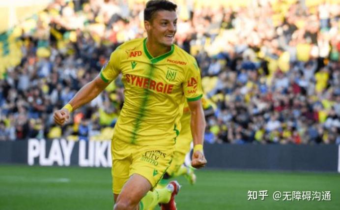 包含摩纳哥防线失守，主教练急需解决战术难题的词条