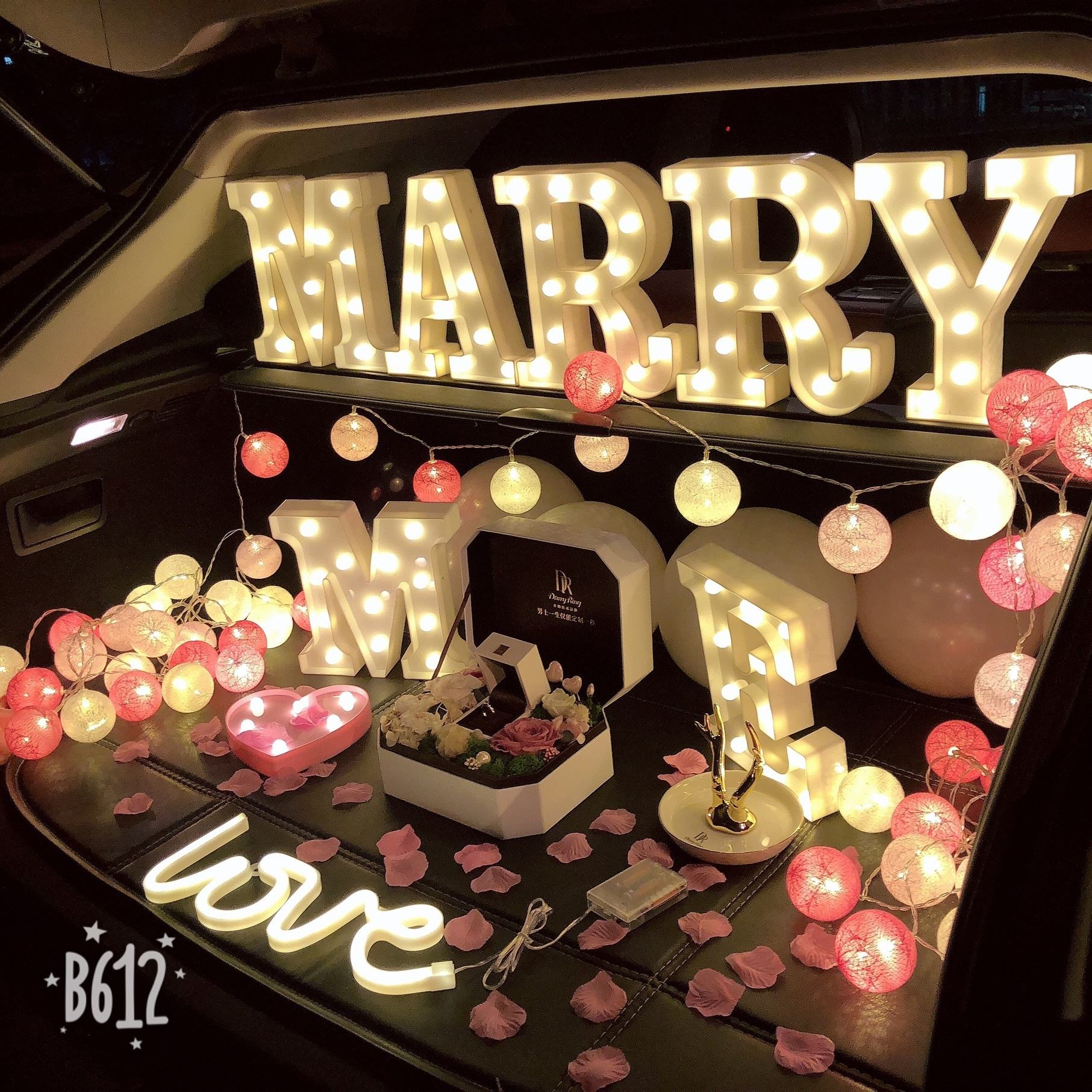 半岛体育官方网站入口-包含意大利后卫在女友生日时发布浪漫求婚的词条